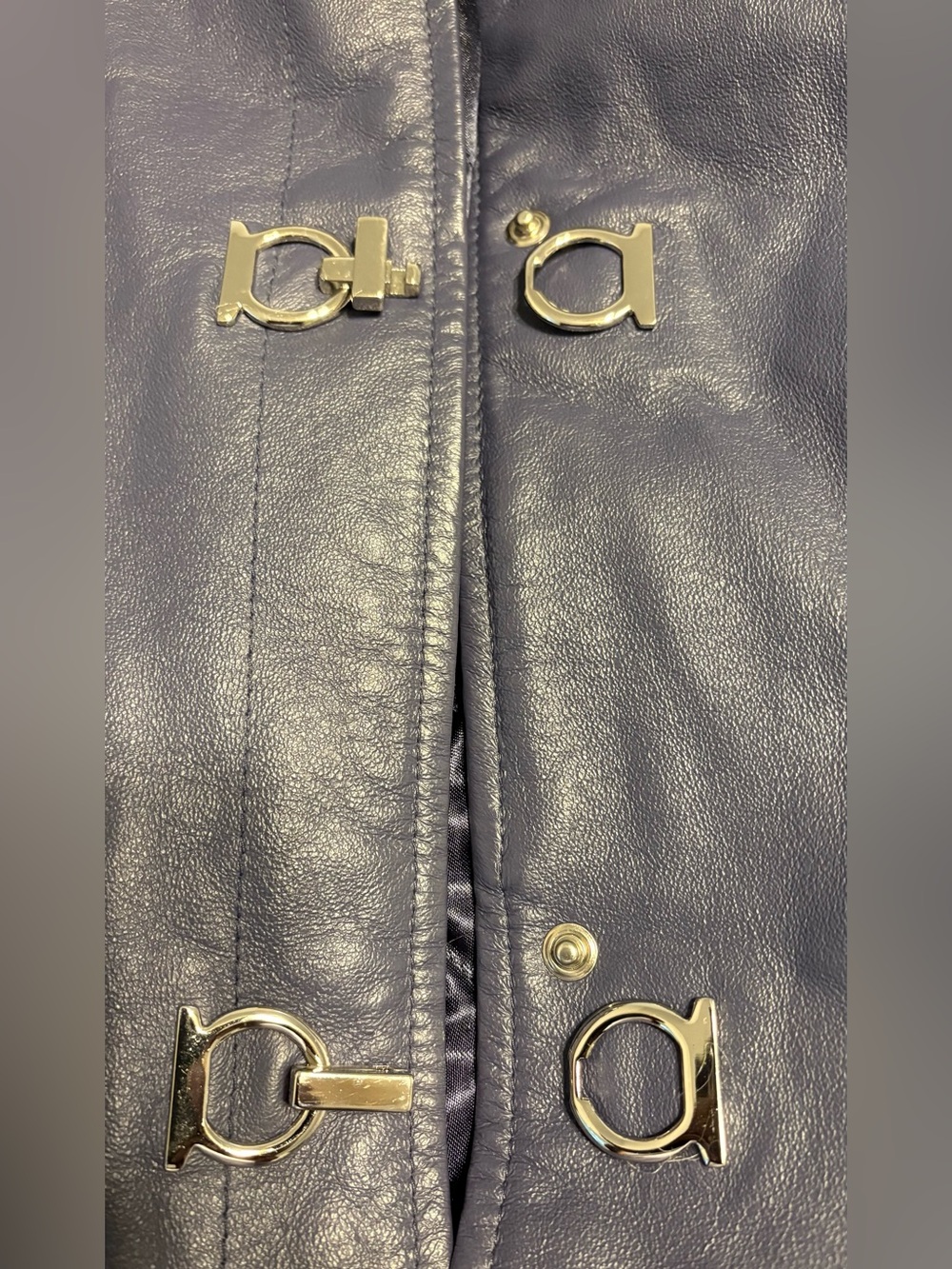 MIDNIGHT VELVET Navy Leather Coat with Toggle Turnlock Closures - Picture 2 of 6